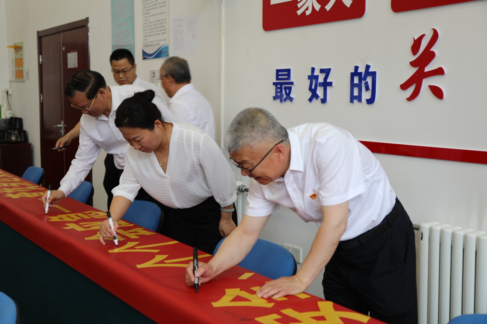 1749696932556201.jpg 1749696932556201.jpg